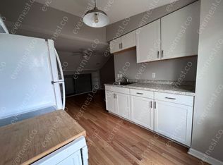 1028 E Harry Ave, Hazel Park, MI