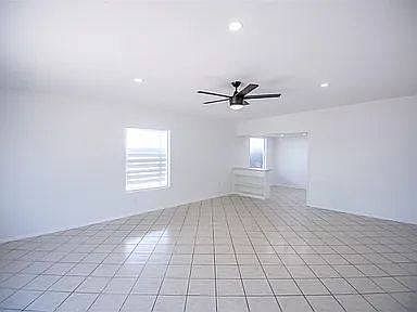 5th image of 1338 S 10th Ave