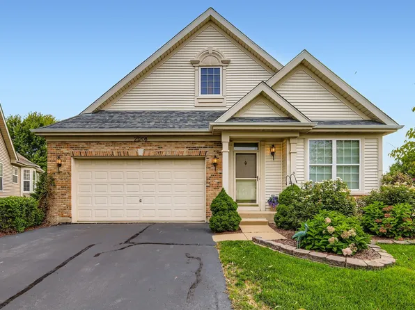 21208 Montclare Lake Dr, Crest Hill, IL 60403