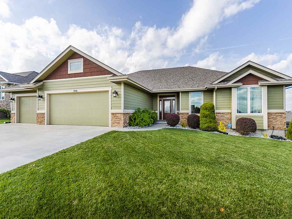 1st image of 1016 Laussac Dr