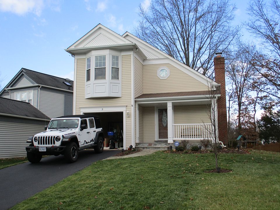 1st image of 3 Selden Ct