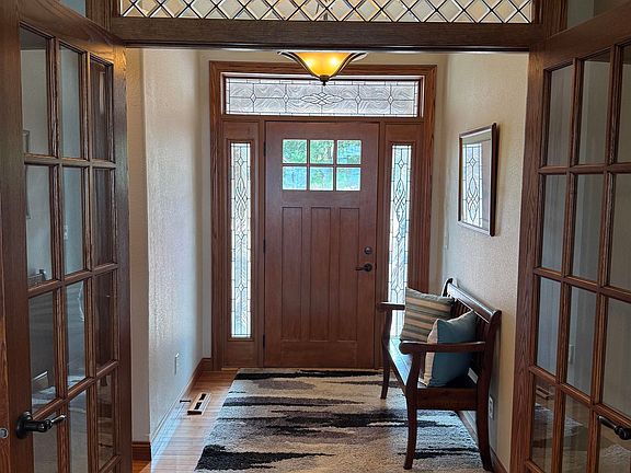 3rd image of 18 Timberline Trl