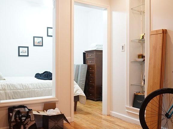 2nd image of 172 Greenpoint Ave #2B