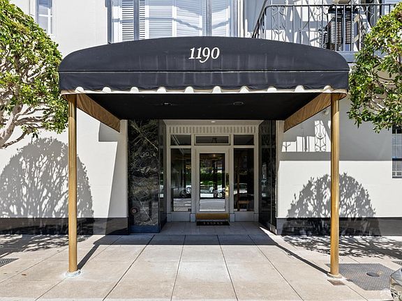 3rd image of 1190 Sacramento St #9