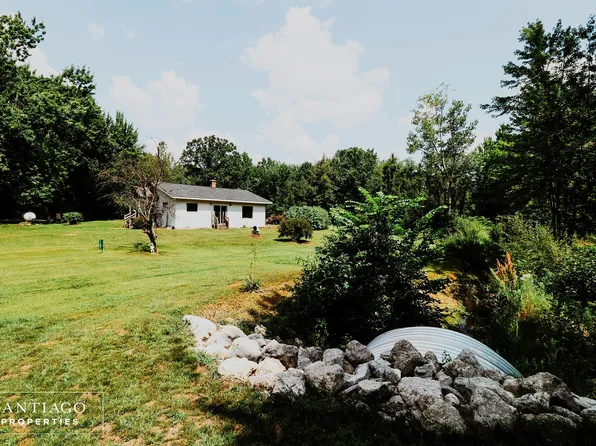 11801 Irwin Dr, Ravenna, MI 49451