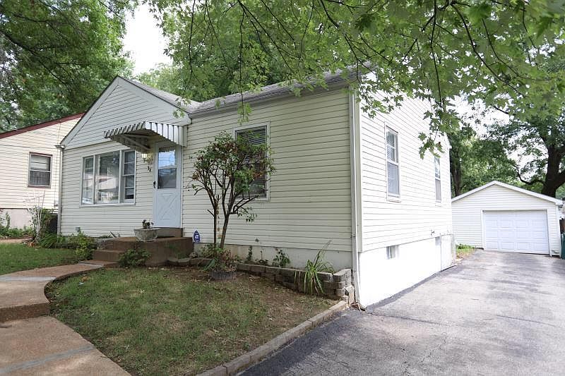 1st image of 34 Grether Ave