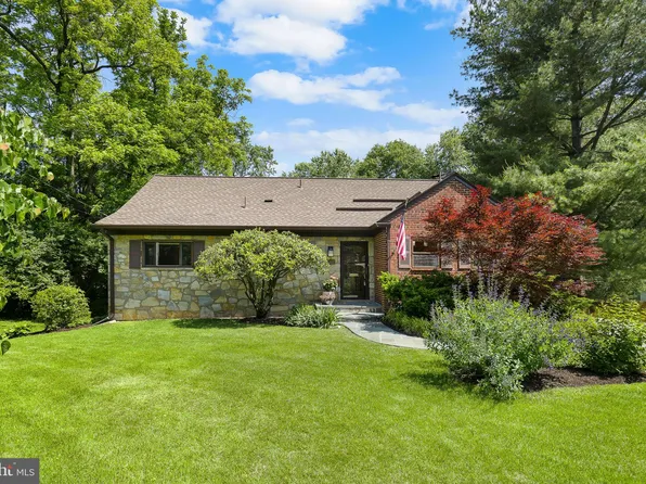 6307 Eppard St, Falls Church, VA 22044