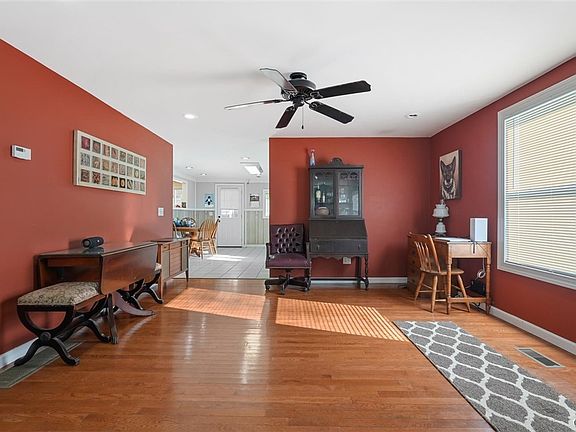 5th image of 93 Fitch Ave