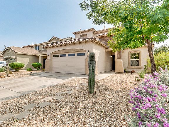 3rd image of 18611 W Sunnyslope Ln