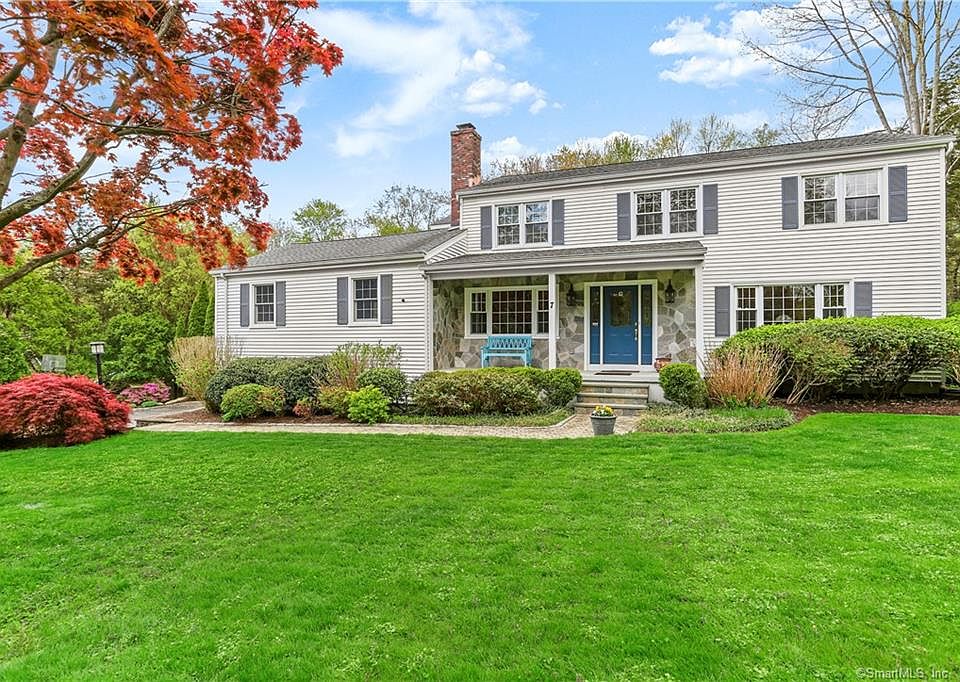 1st image of 7 Dancy Dr