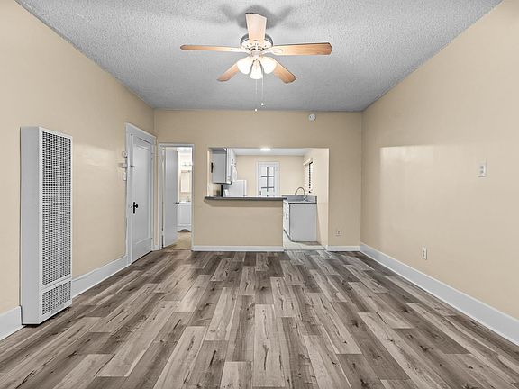 4th image of 119 Orange Ave APT 3