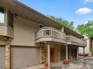 72 Garden Dr, Burnsville, MN 55337