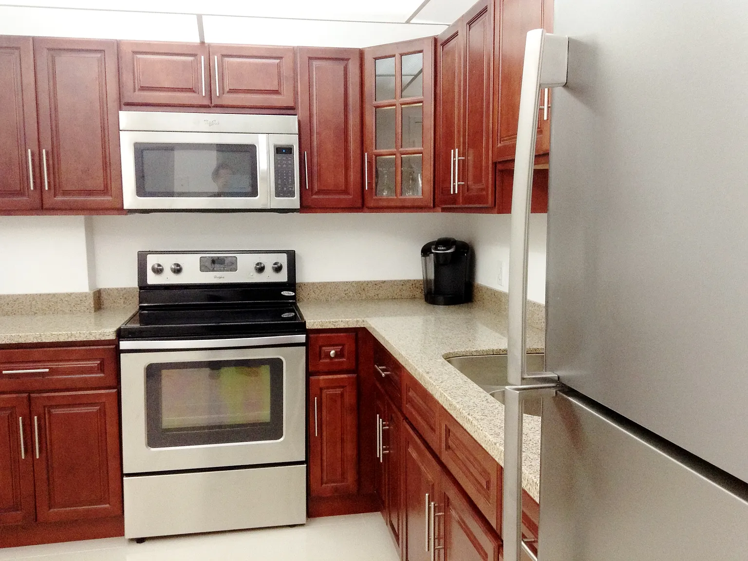 1 bed, 875 sqft, $2,400 — Photo 4