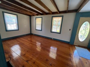 52 Front St, Leeds, MA 01053