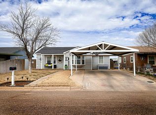 2104 W 26th St, Plainview, TX 79072