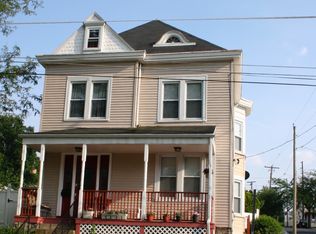 1098 W Wilkes Barre St, Easton, PA 18042