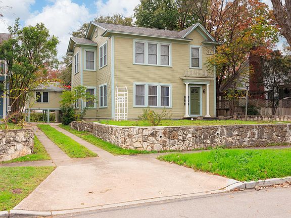 4th image of 1532 W Huisache Ave APT 3
