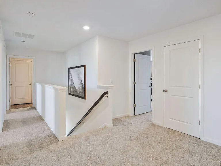 1410 N Marston St — Photo 3