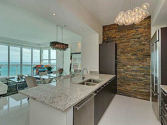 5th image of 950 Brickell Bay Dr APT 4899A