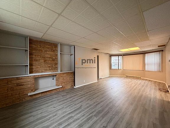 4th image of 121 S Porter St APT A