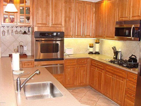 3rd image of 310 N Shore Cir Unit 712