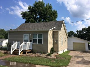 615 E Boulevard St, Marion, IL 62959