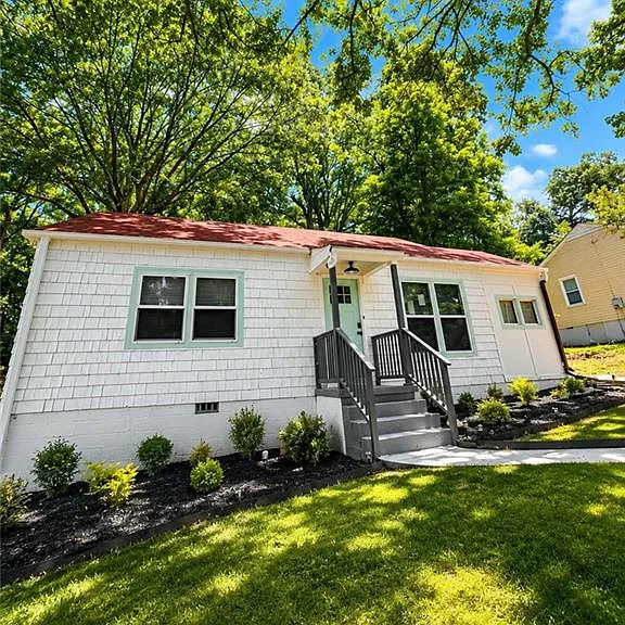 1646 Terry Mill Rd SE — Photo 1