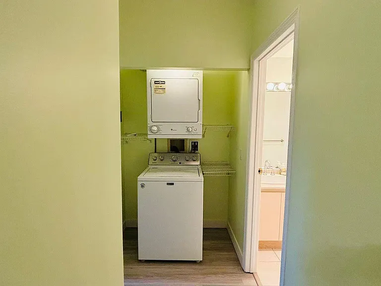 2668 Ash St #204 — Photo 4
