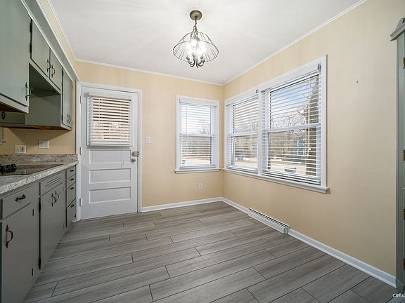 5th image of 56 S Julian St #1