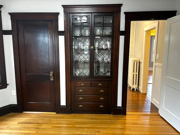 840 E Broadway #1 — Photo 17