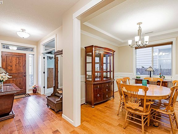 4th image of 10507 NE 156th Ave