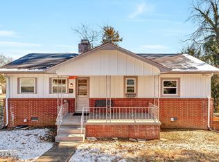 201 Outer Dr, Oak Ridge, TN 37830