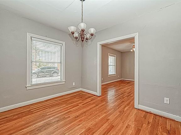 5th image of 1821 W Vassar St #3