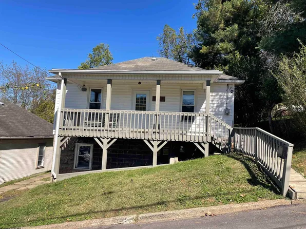 129 Thorn St, Clarksburg, WV 26301