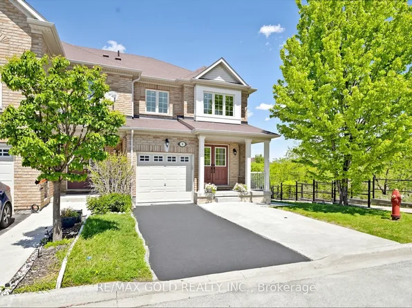 9 Edgewater Ct, Brampton, ON L6R 0W8