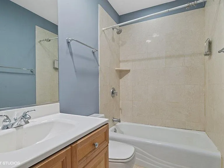 3633 N Wilton Ave #1 — Photo 15