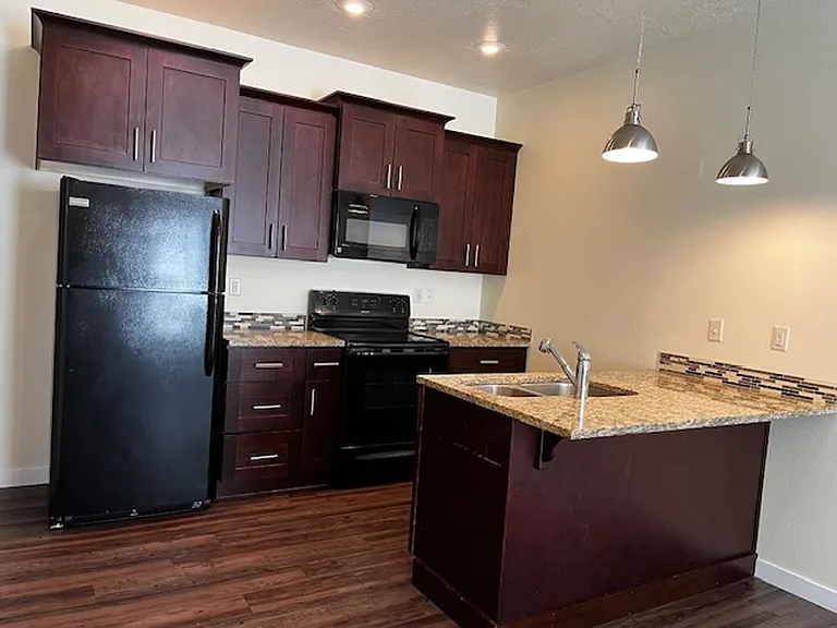 1530 W Ann Taylor St #U — Photo 20