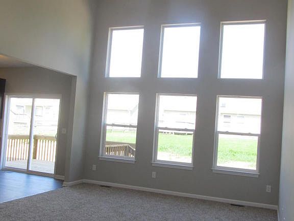 3rd image of 2800 Horn Ln