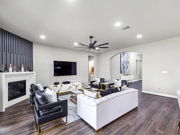 2711 Sylvan Birch Trl — Photo 27