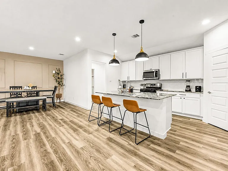 3238 Derry Hill Dr — Photo 17