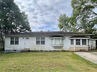 305 Quillian Rd, Dalton, GA 30721