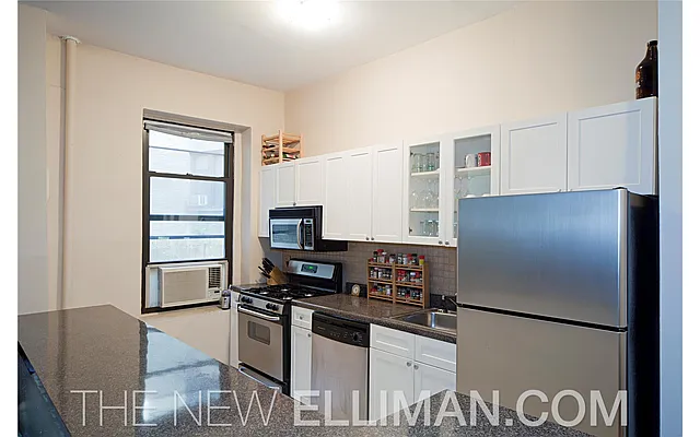 Sold by Douglas Elliman | media 10