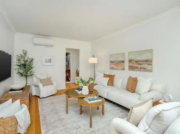 3220 Altura Ave APT 226, Glendale, CA 91214