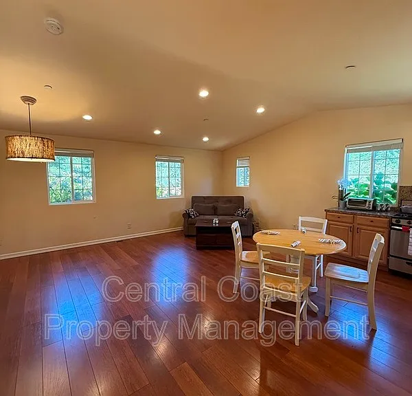 540 Evergreen Rd #ADU — Photo 4