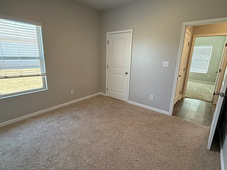 115 Creek Ridge Dr — Photo 7