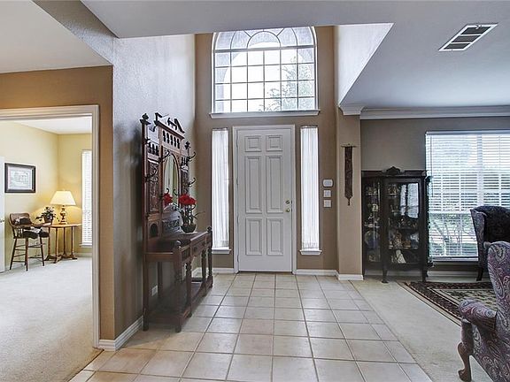 4th image of 3201 Edwards Dr