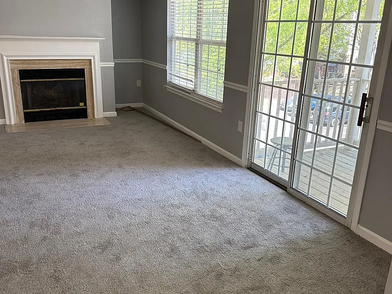 9708 Lake Pointe Ct #302 — Photo 9