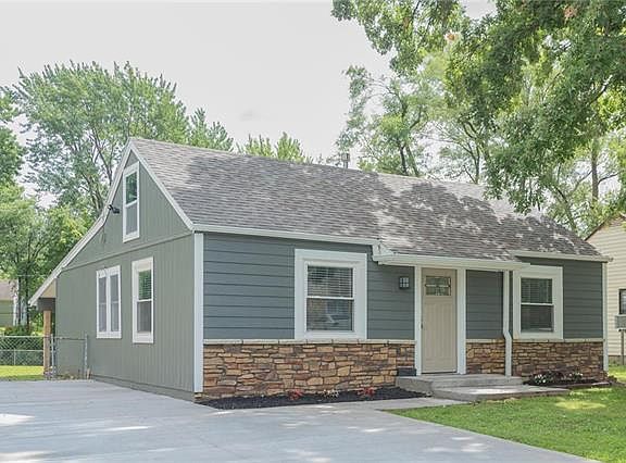 2nd image of 2905 Highland Dr