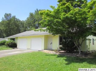1101 James St, Newberg, OR 97132