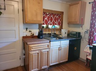 23 Desmond Rd FLOOR 2, Malden, MA 02148